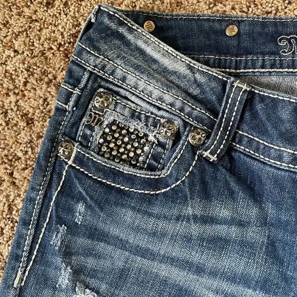 Miss Me brand Classic Blue Cropped Women's Jeans distressed Y2K ships fast!!! 28 - Picture 5 of 9